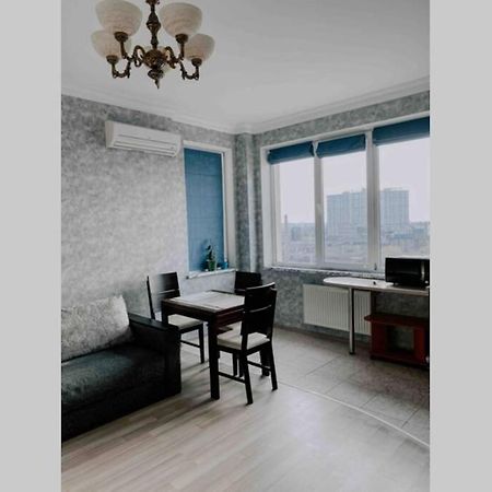 Апартаменты Целиком Odessa Dış mekan fotoğraf
